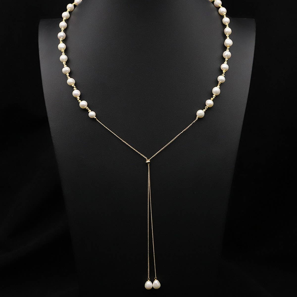 Womens Natural Freshwater Pearl Necklace