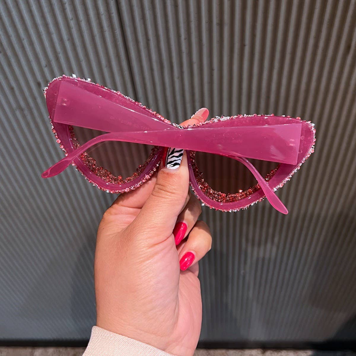 LUXURY RHINESTONE TRENDY CAT EYE SUNGLASSES_CWASG0831