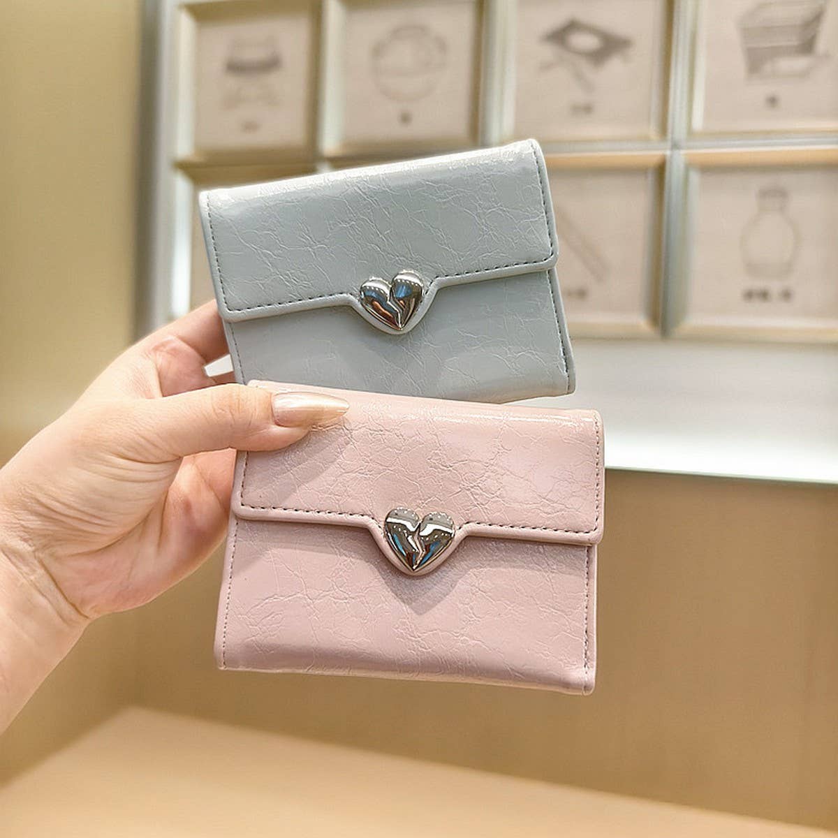 Solid Color Heart Trifold Slim Short Wallet_Cwab06199