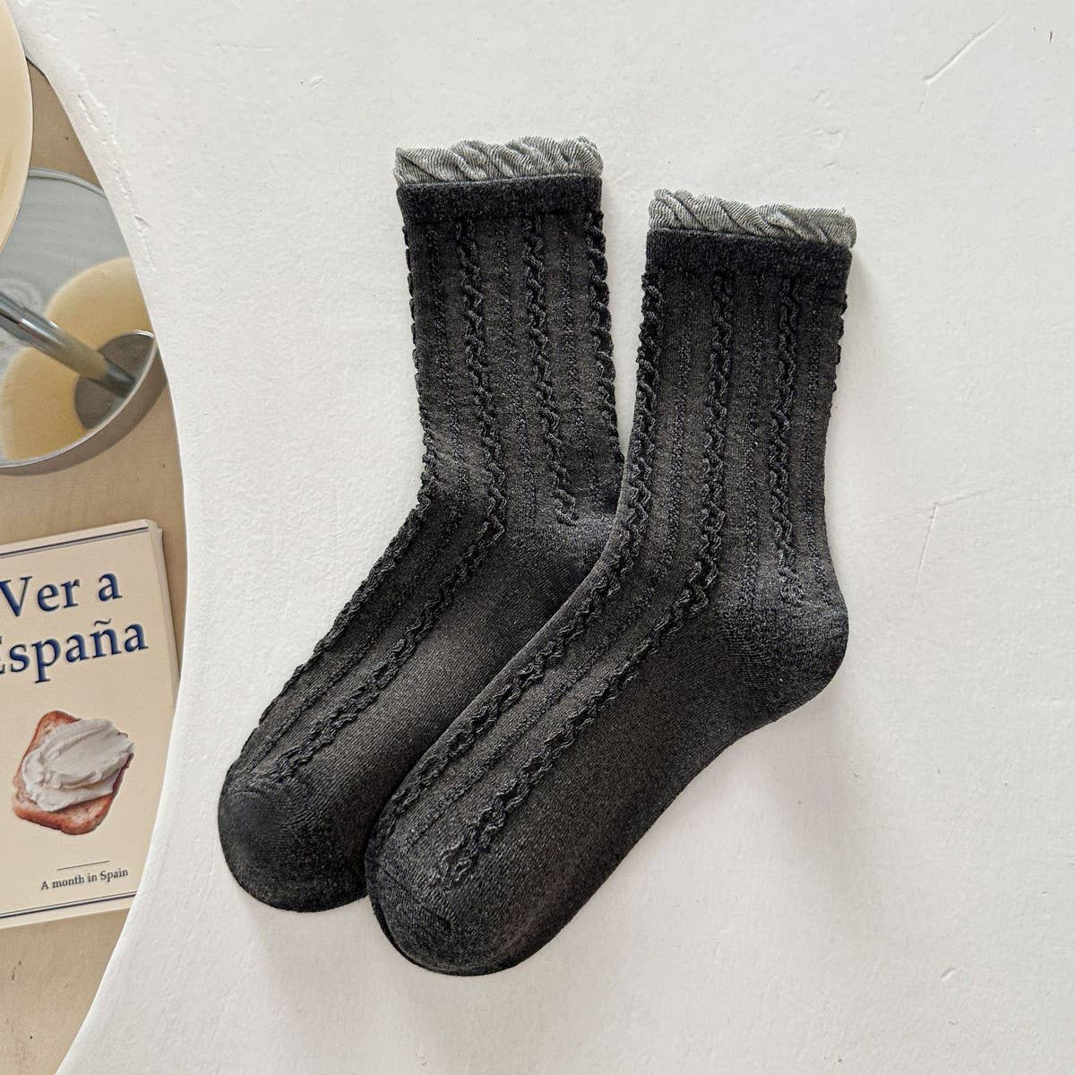 Twist Lace Ruffle Crew Socks For Women_Cwms1348