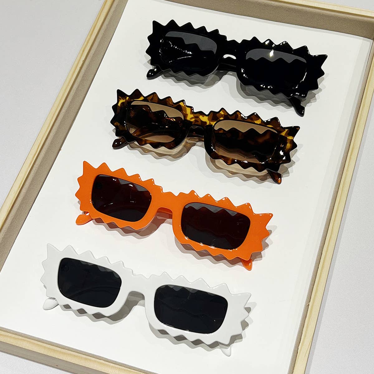 PERSONALIZED LACE IRREGULAR SUNGLASSES_CWASG0416