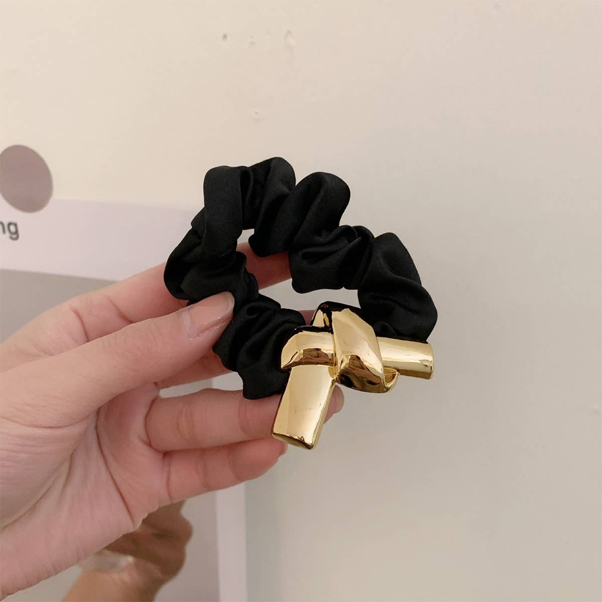 MINIMALIST IRREGULAR FASHION HAIR SCRUNCHIES_CWAHA2666