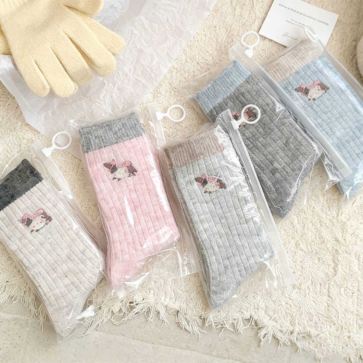 Womens Thick Wool Korean Slouchy Dog Socks_Cwms03287