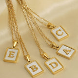 SQUARE SHELL 26 LETTER PENDANT NECKLACE_CWAJE0674