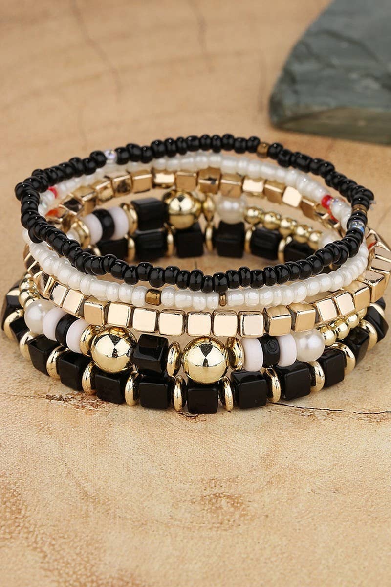 Cwaje1180_White Turquoise Crystal Beadwd Bracelet Set