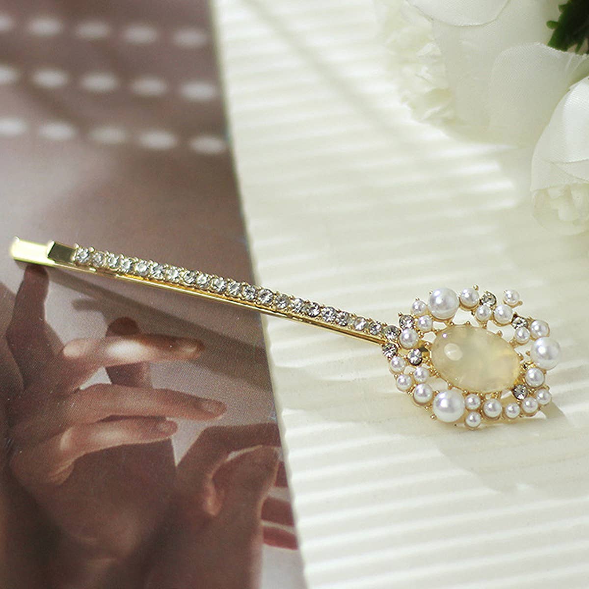RETRO SIDE EXQUISITE RHINESTONE LEAF HAIR CLIP_CWAHA1225