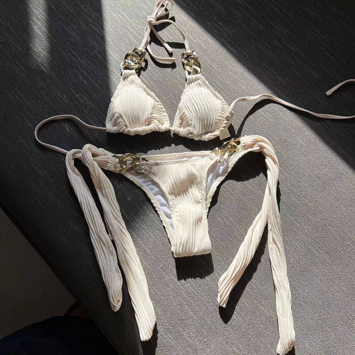 ACRYLIC CHAIN DETAIL BIKINI SET SEXY SWIMSUIT_CWMW0921