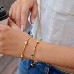 CLASSIC 18K GOLD PEARL BANGLE STAINLESS STEEL_CWAJE4695