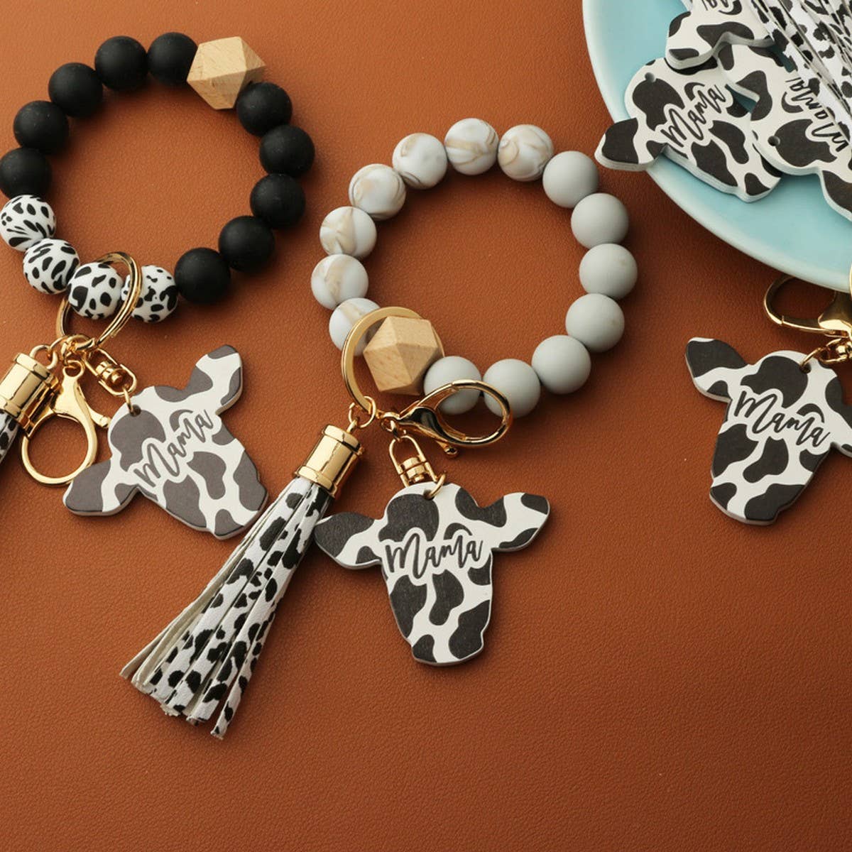 MEN S COW PRINT WALLET KEYCHAIN WITH SILICONE BEADS_CWAB4994