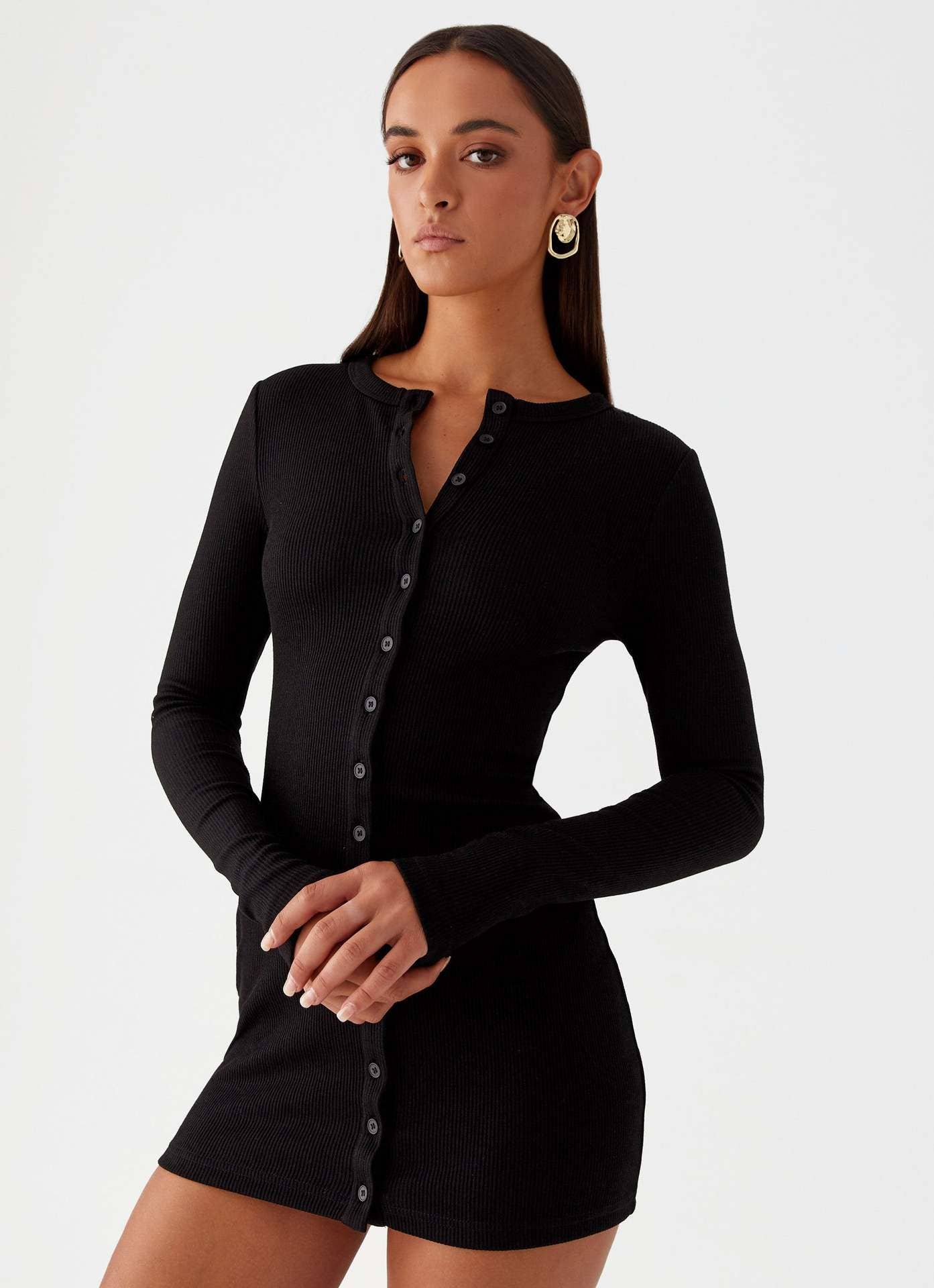 Solid-Color Single-Breasted Figure-Hugging Dress