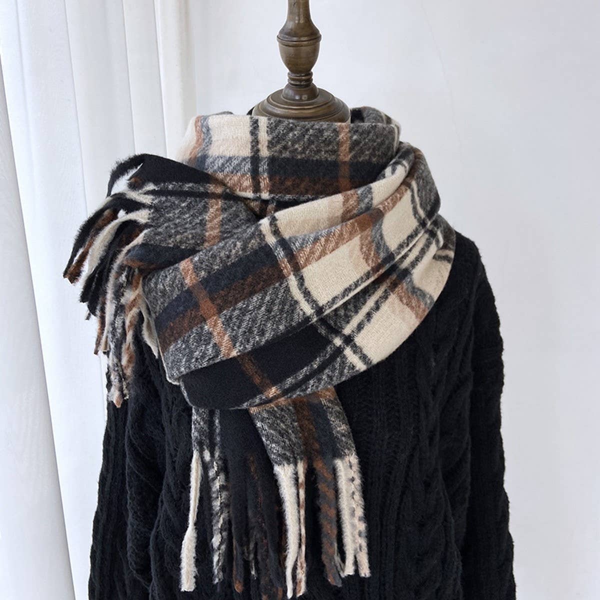 Plaid Thick Scarf Winter Warm Shawl With Tassels_Cwasc1462