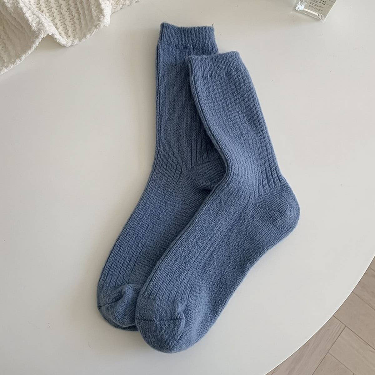 Warm And Cute Polka Dot Home Sleeping Socks_Cwms1057