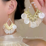 FRENCH GEOMETRIC SCALLOPED SHELL TASSEL EARRINGS_CWAJE2180