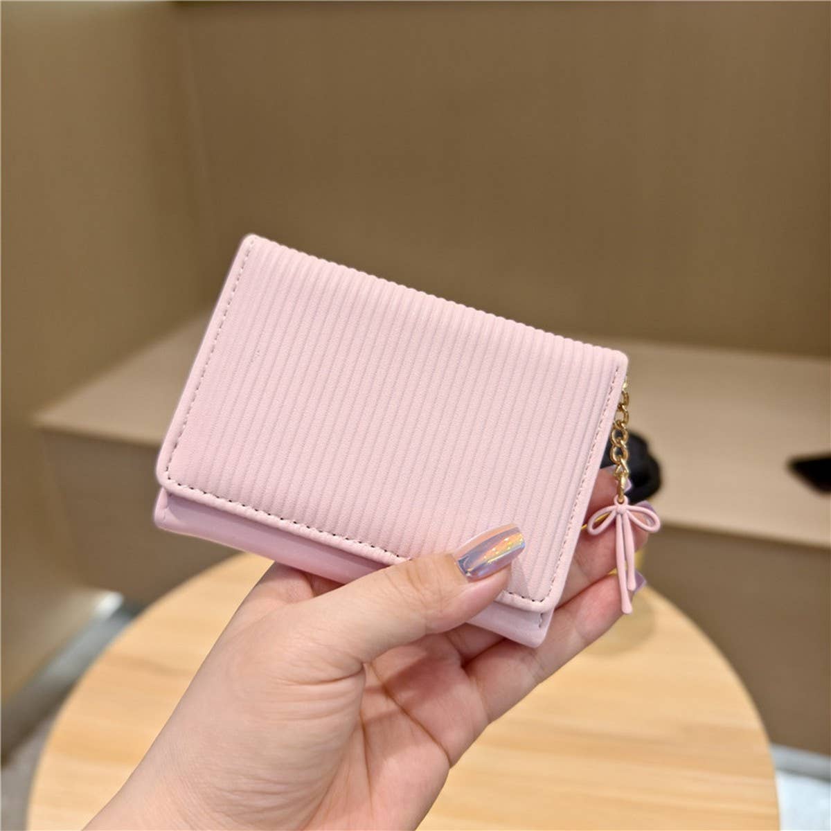 Cute Striped Trifold Wallet With Bow Charm_Cwab06210
