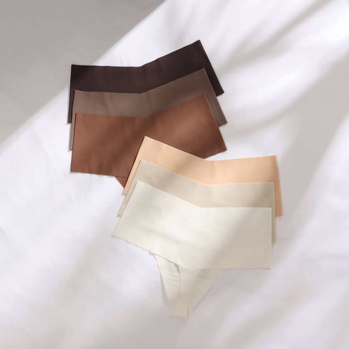 HIGH WAISTED LARGE SIZE SEAMLESS ICE SILK THONG_CWMU0079