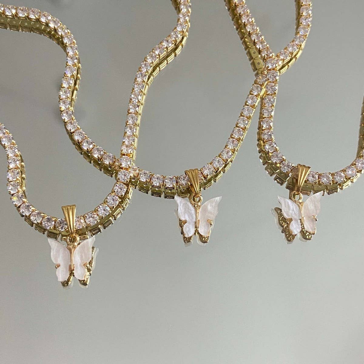 COLORFUL TITANIUM STEEL BUTTERFLY PENDANT NECKLACE_CWMM3888