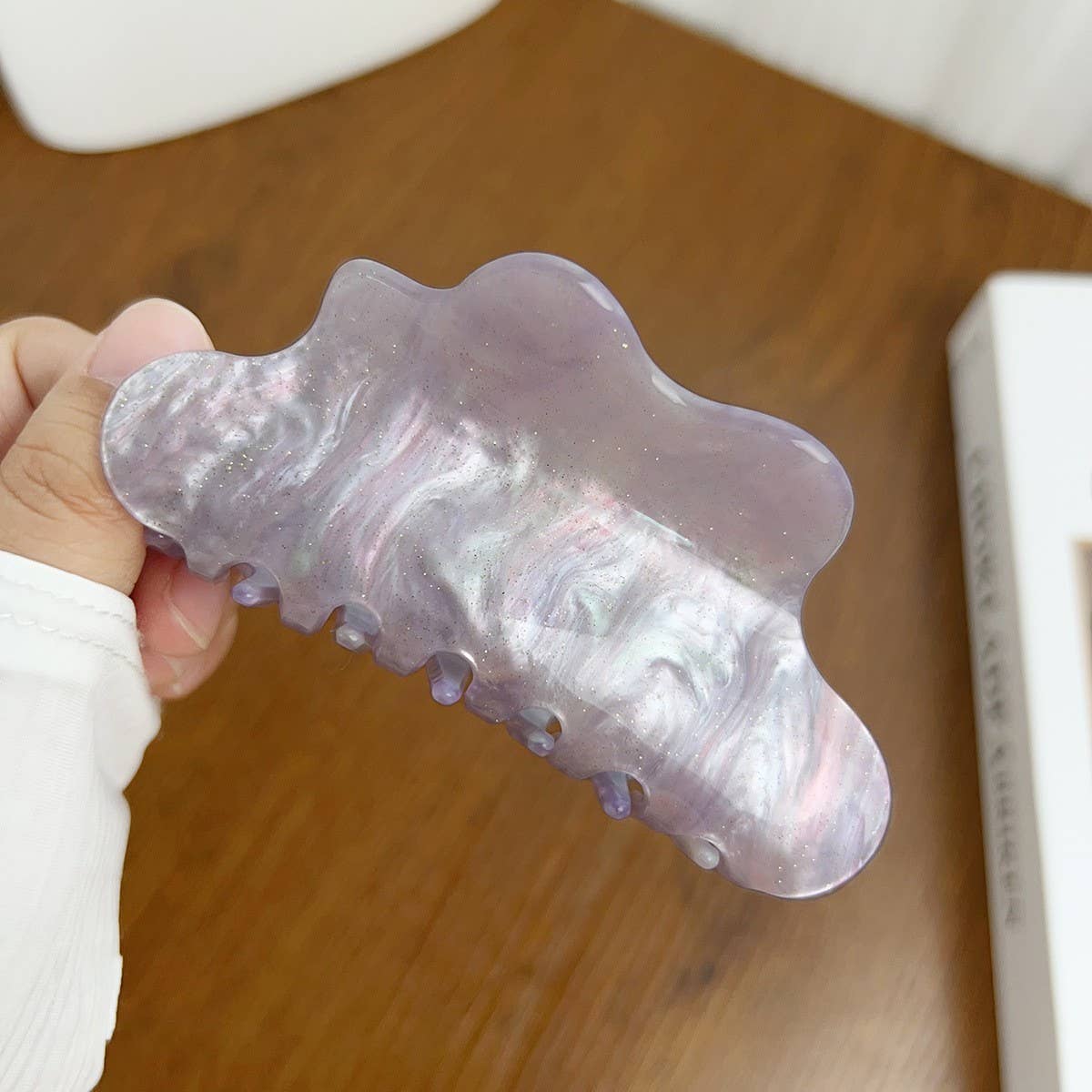 ELEGANT CLOUD ACRYLIC HAIR CLAW CHIC PONYTAIL CLIP_CWAHA1593