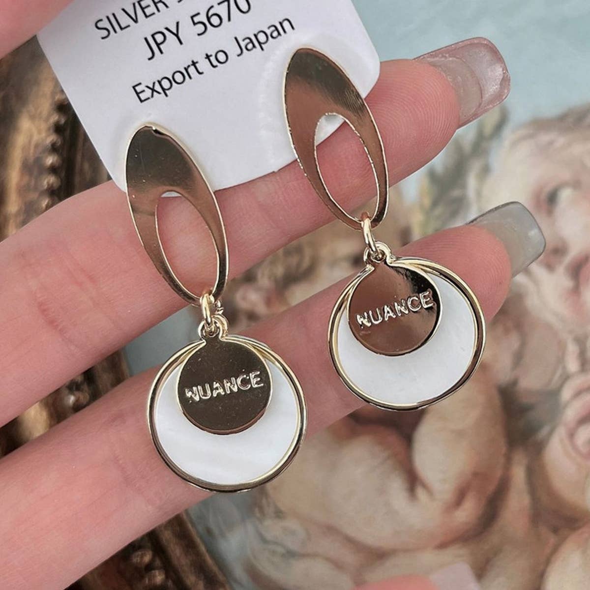 LIGHT LUXURY ROUND SHELL EARRINGS_CWAJE1526