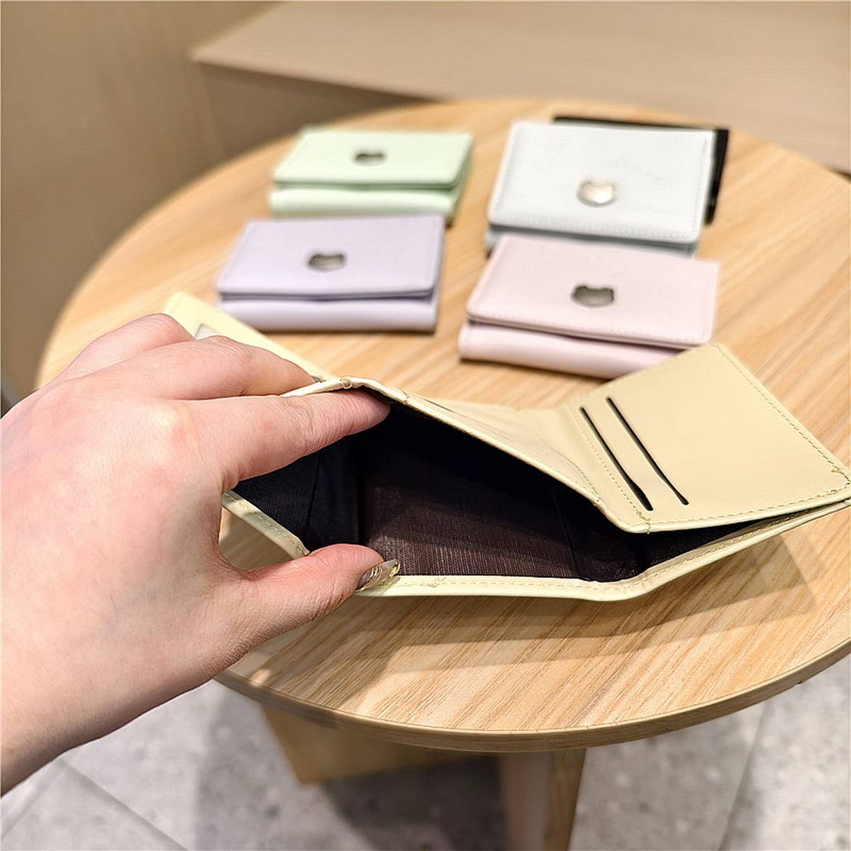 Cute Embossed Cat Candy Color Mini Wallet_Cwab06219