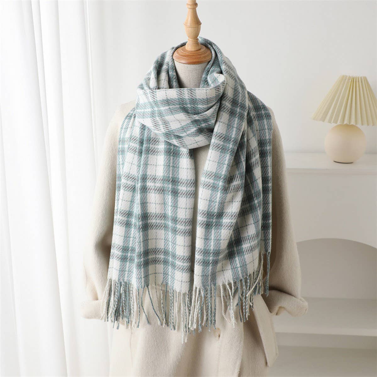 ELEGANT PLAID TASSEL SCARF FOR FALL WINTER_CWASC2768