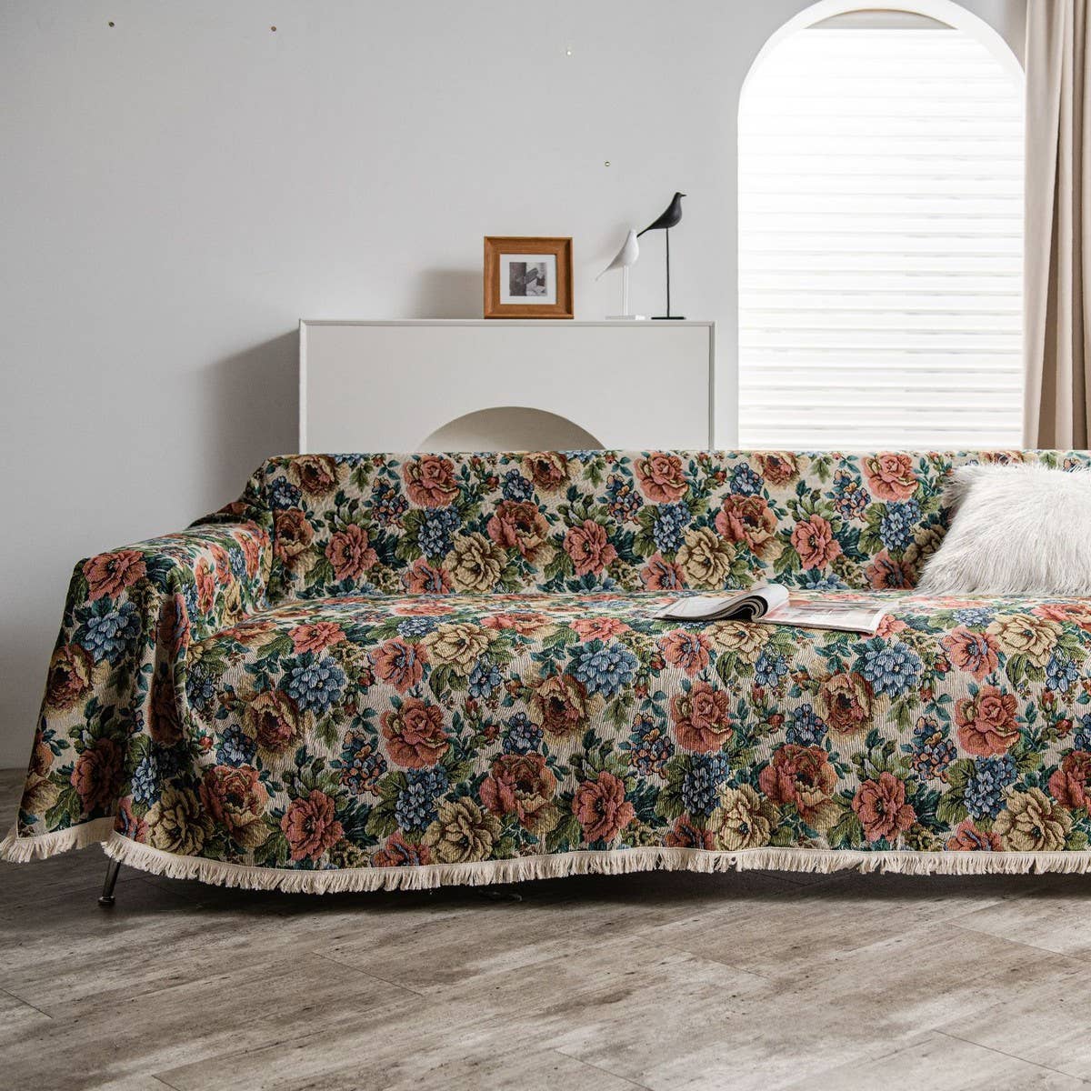 BLUE FLORAL JACQUARD SOFA THROW_CWMM1647