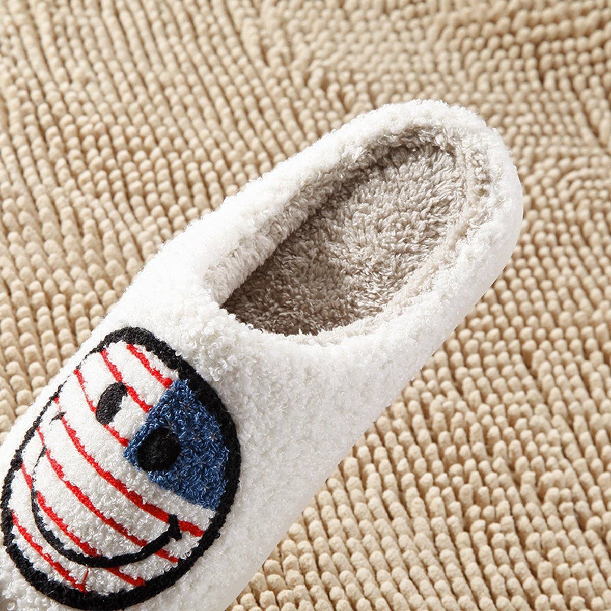 NEW NATIONAL FLAG SMILEY WARM COTTON SLIPPERS_CWSHS0736