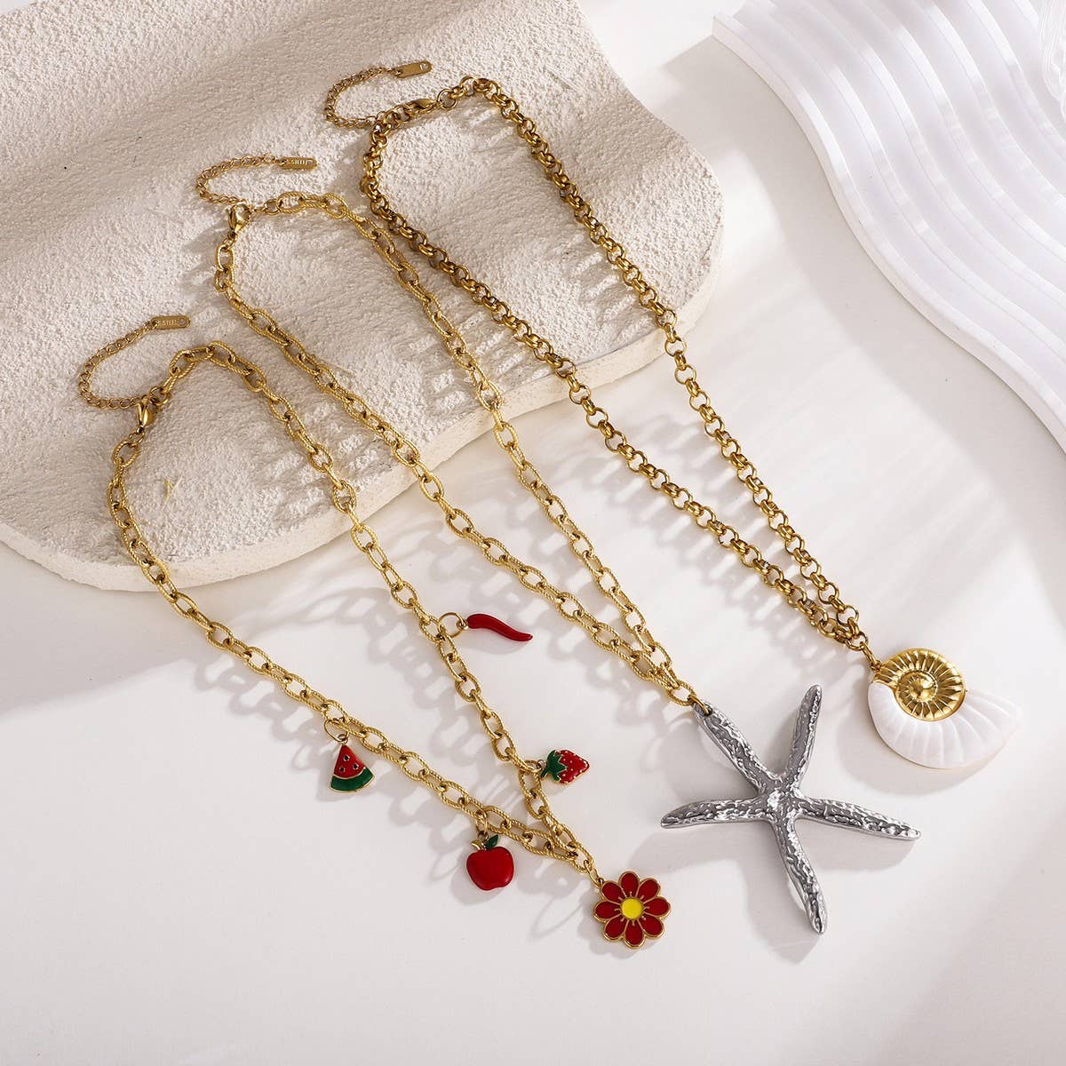 BOLD OCEAN STEEL NECKLACE WITH STARFISH SHELL_CWMM8852