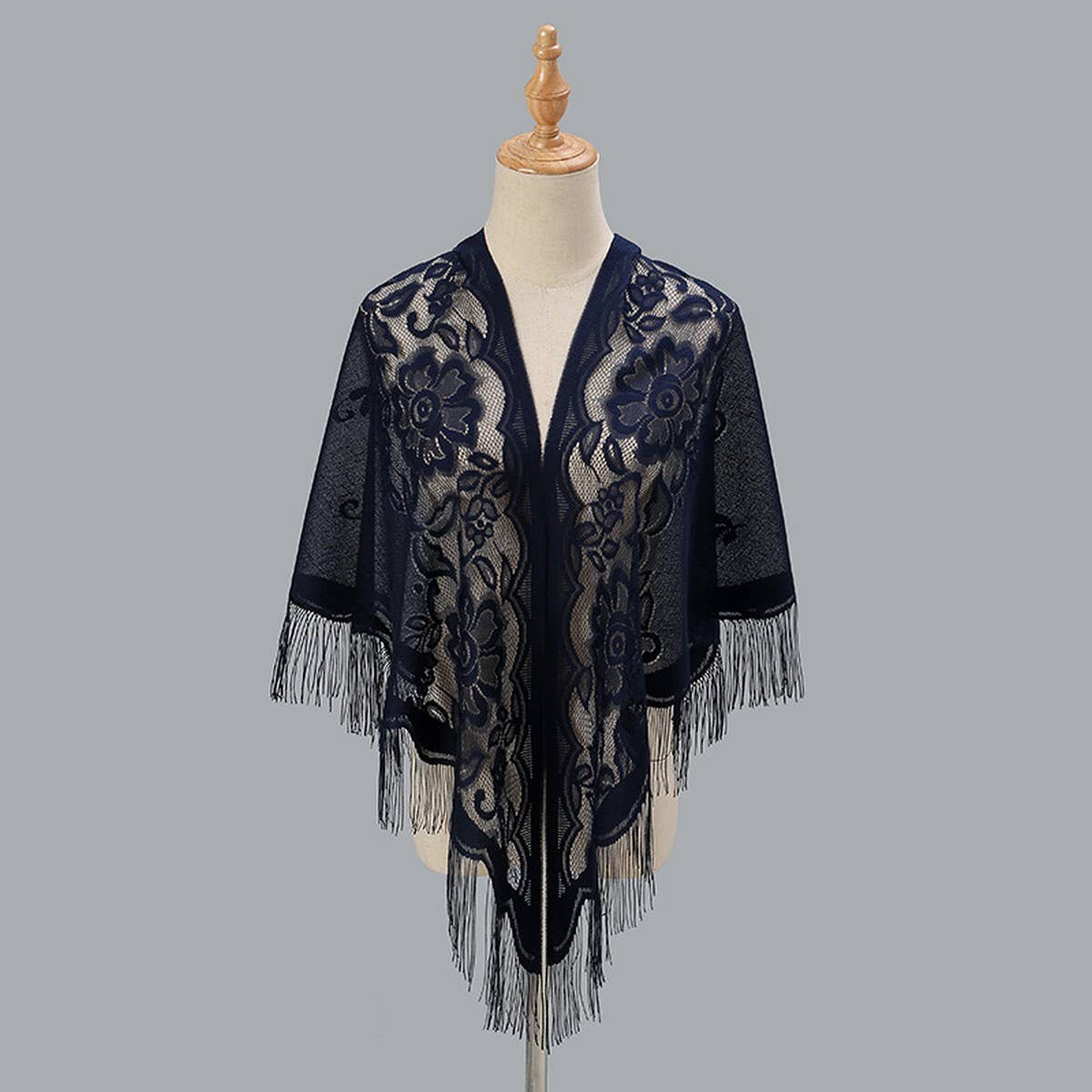 BREATHABLE TASSEL TRIANGLE SCARF HOLLOW KNIT WRAP_CWMM1993