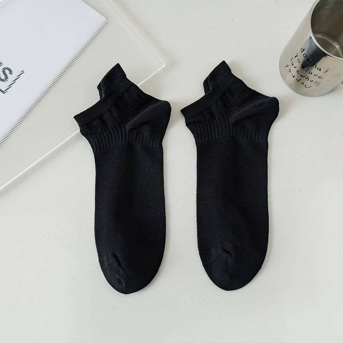 DEODORANT AND SWEAT ABSORBENT MENS SPORTS SOCKS_CWMS2010