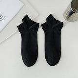 DEODORANT AND SWEAT ABSORBENT MENS SPORTS SOCKS_CWMS2010