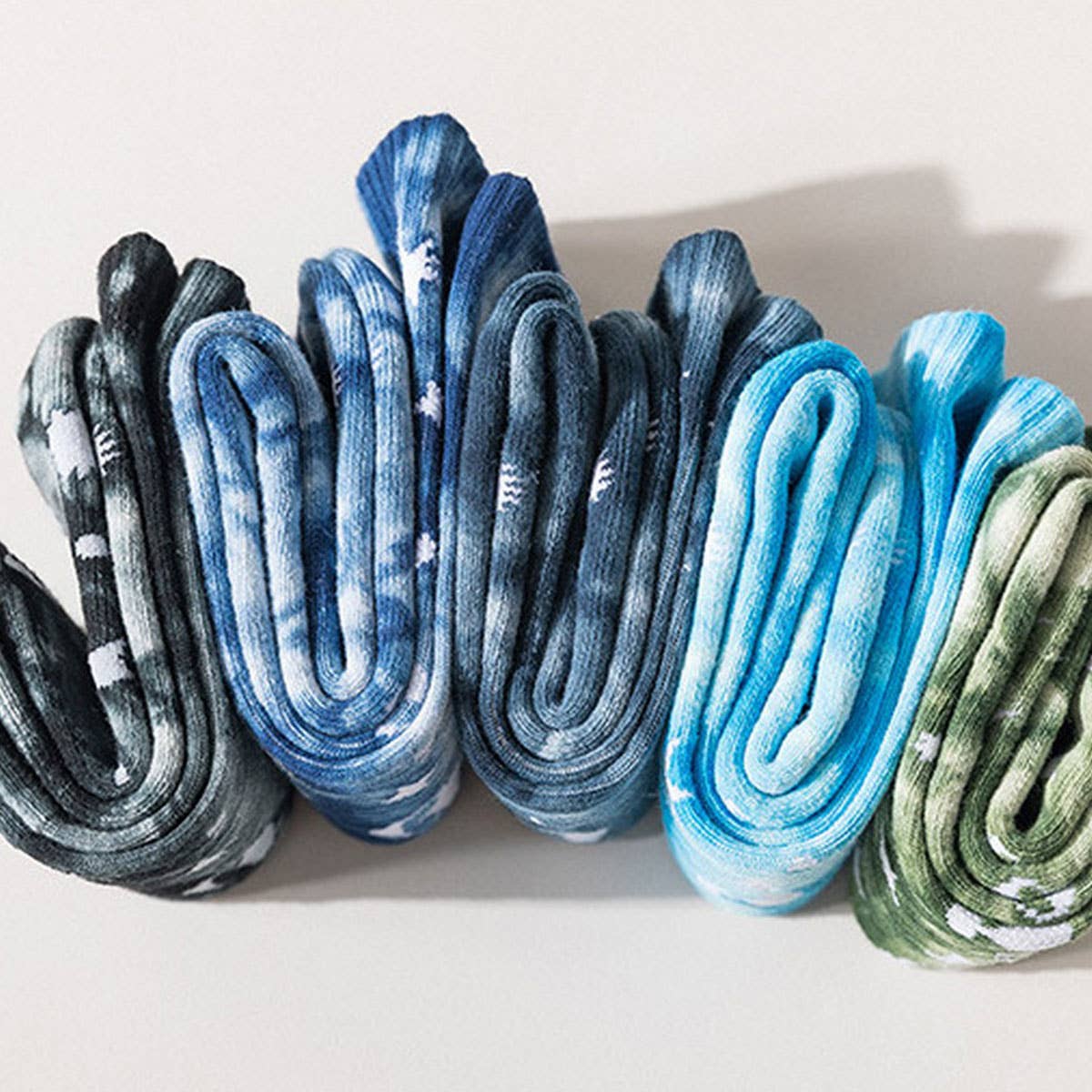 Universe Printed Tie Dyed Fashion Crew Socks_Cwms123