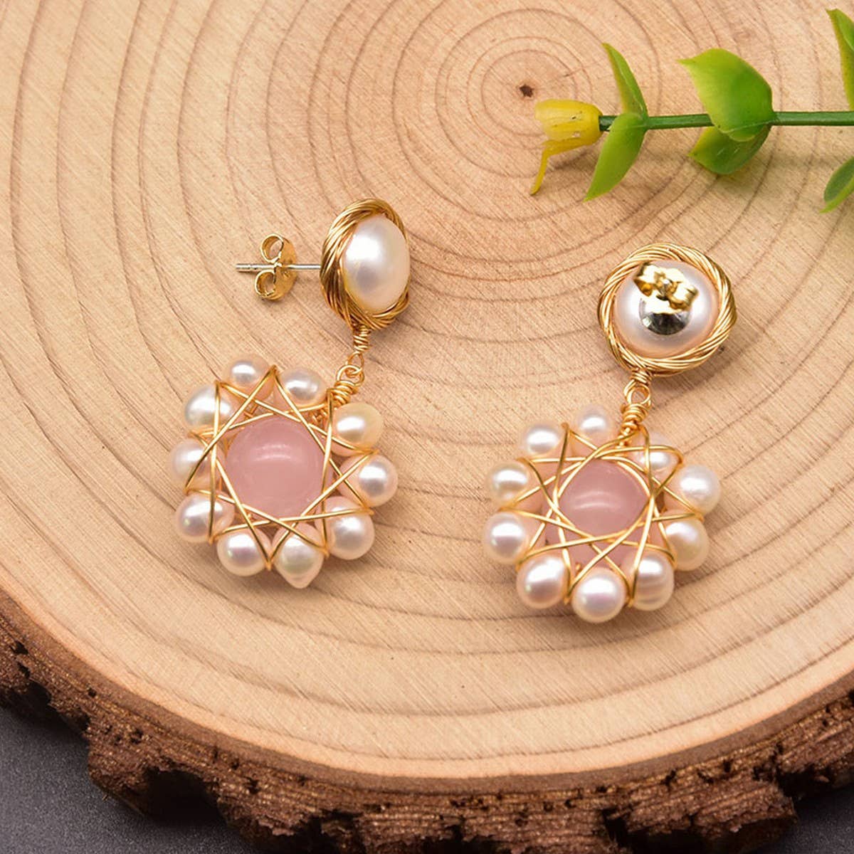 SWEET AND FRESH HANDMADE PEARL EARRINGS_CWAJE3783