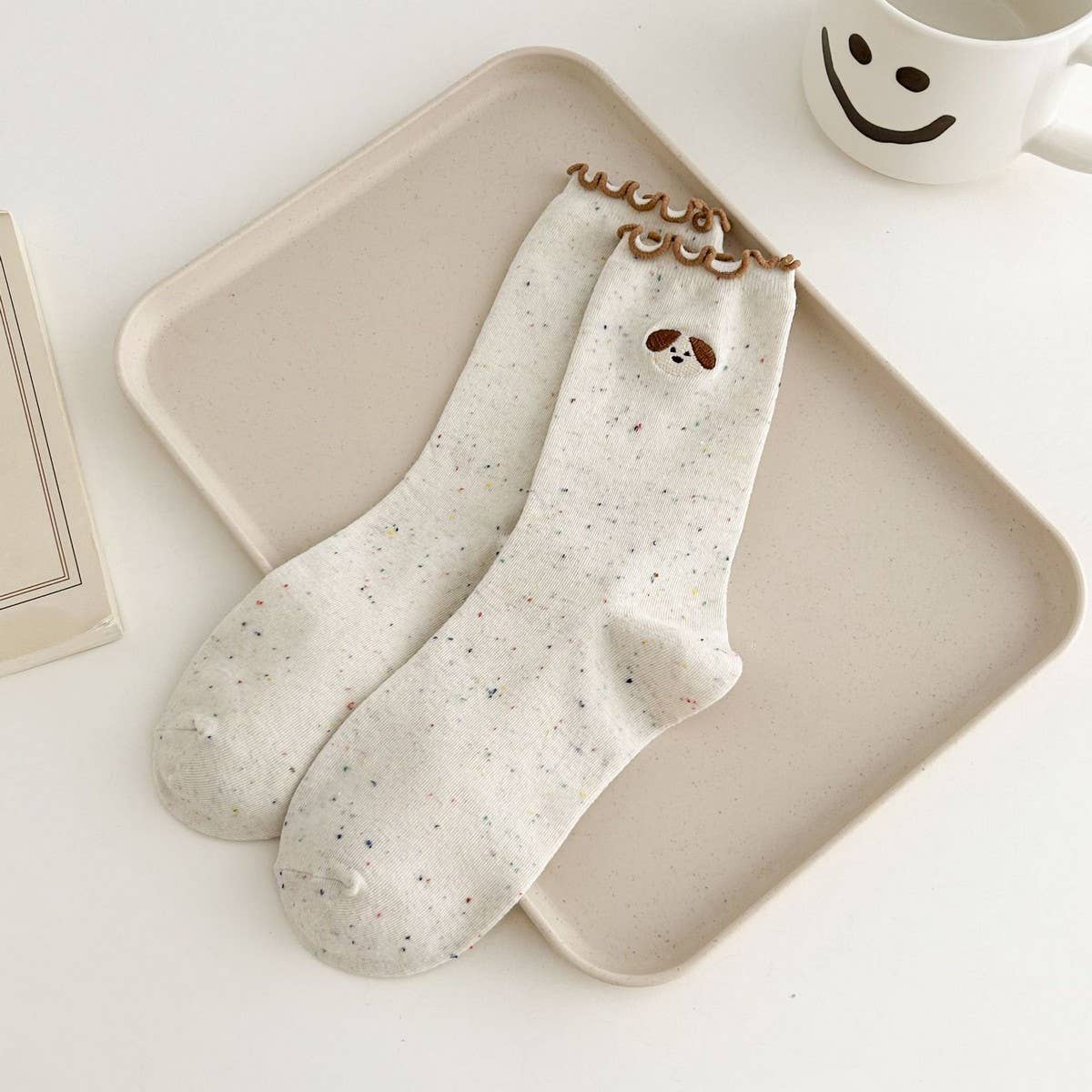 NEW EMBROIDERED BEAR FUNGUS LACE MIDDLE SOCKS_CWMS1346