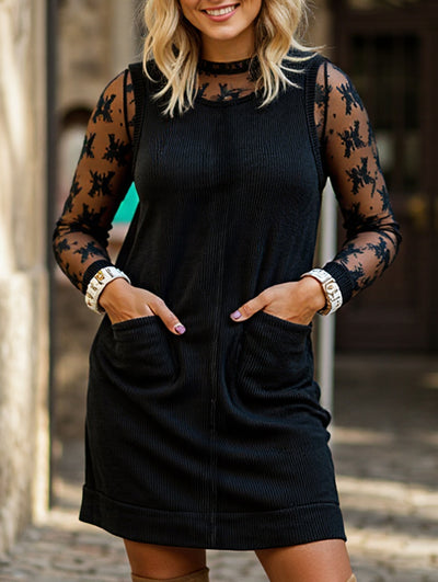 Loose high-waisted midi dress with no sleeves