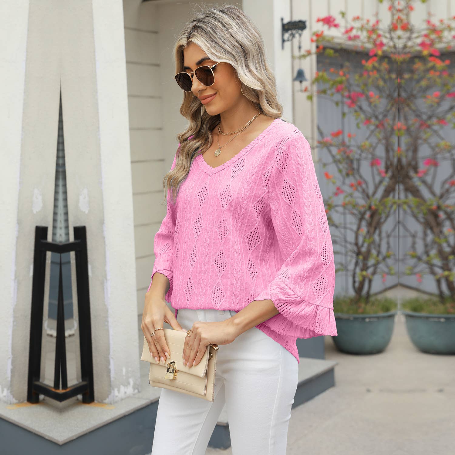 V-Neck Diamond Check Cutout Horn Sleeve T-Shirt