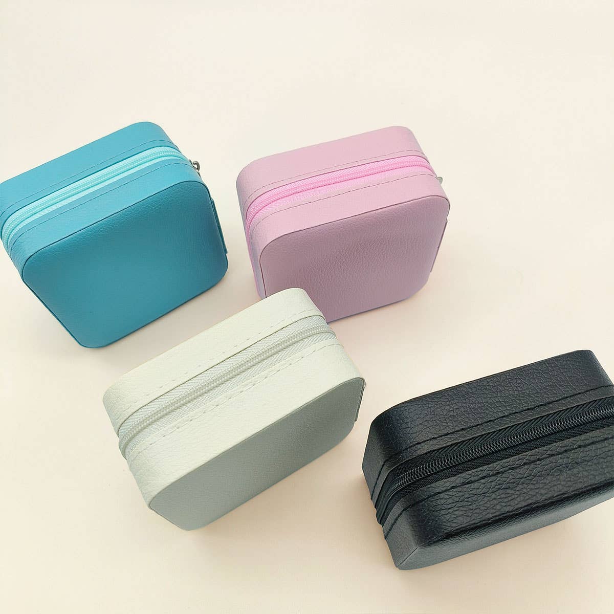 MACARON SOLID COLOR JEWELRY STORAGE BOX_CWAJE1541