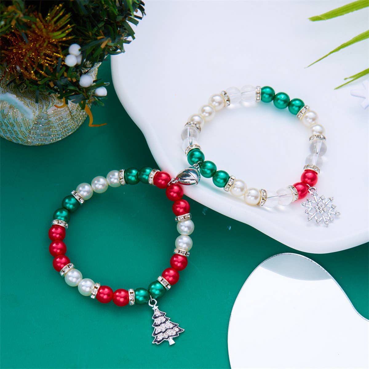CHRISTMAS SNOWFLAKE PENDANT MAGNETIC BRACELET_CWAJE2387