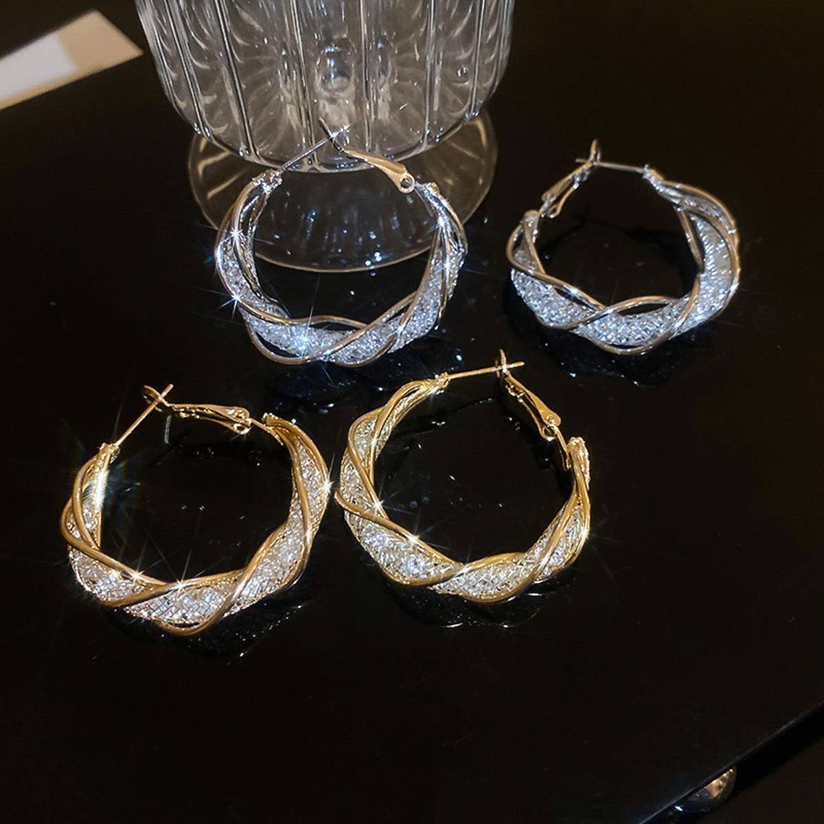 ROUND SMALL LUXURY FRENCH EARRINGS_CWAJE2056