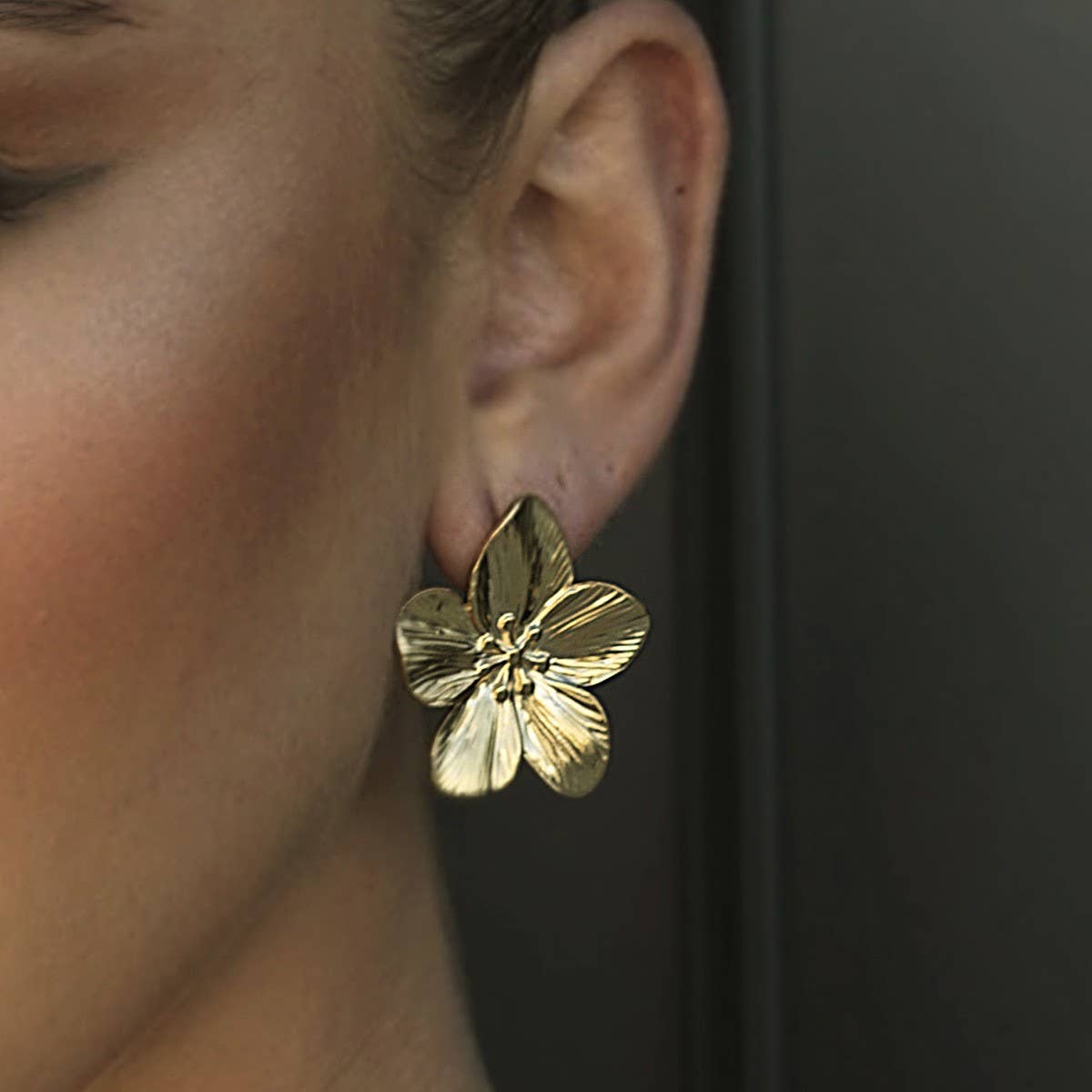 GOLD FLOWER JEWELRY LIGHT LUXURY VERSATILE EARRINGS_CWMM2361