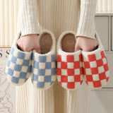 SIMPLE CHECKERED WARM COTTON SLIPPERS_CWSHS0250