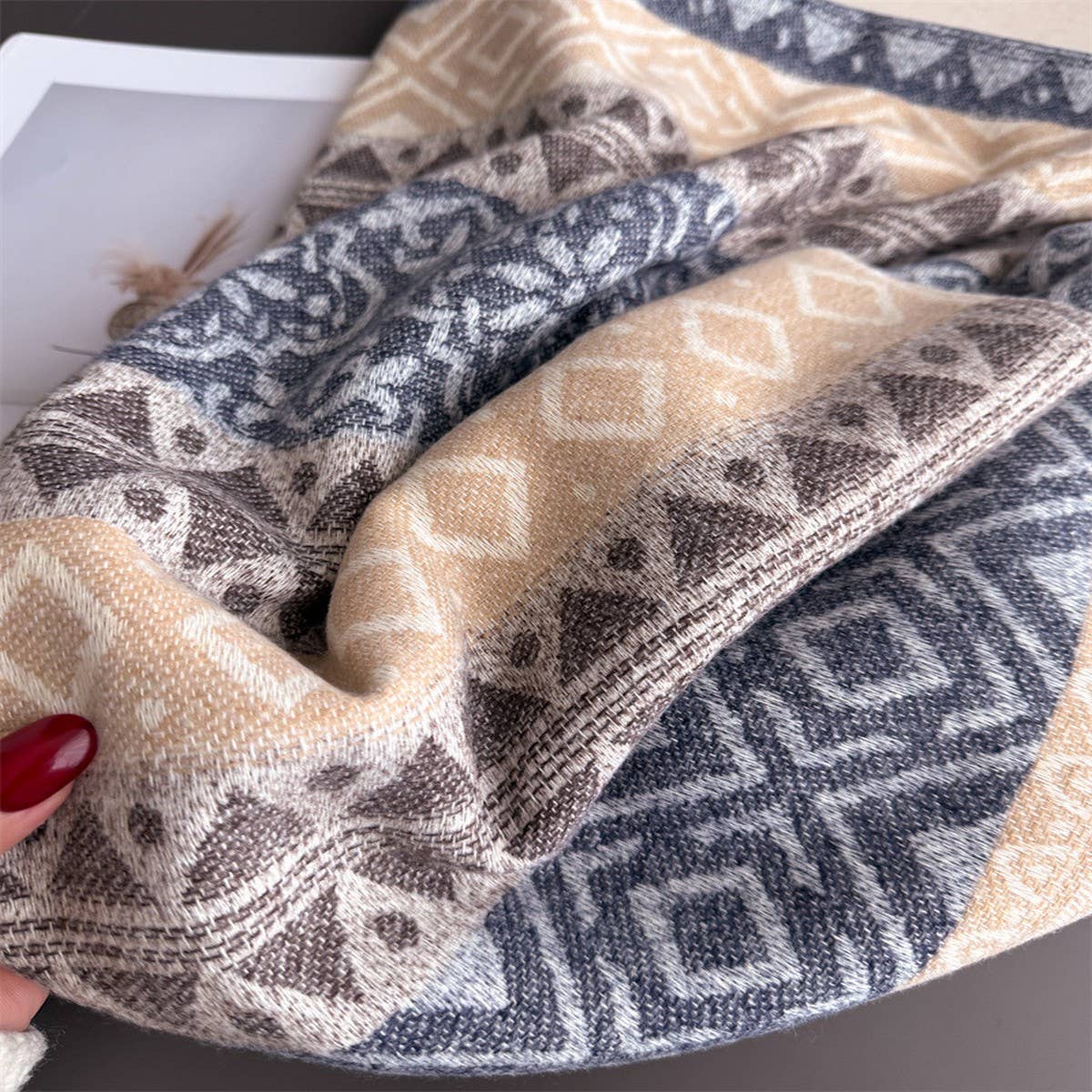 Classic Cashmere Feel Soft Warm Tassel Scarf_Cwasc03243