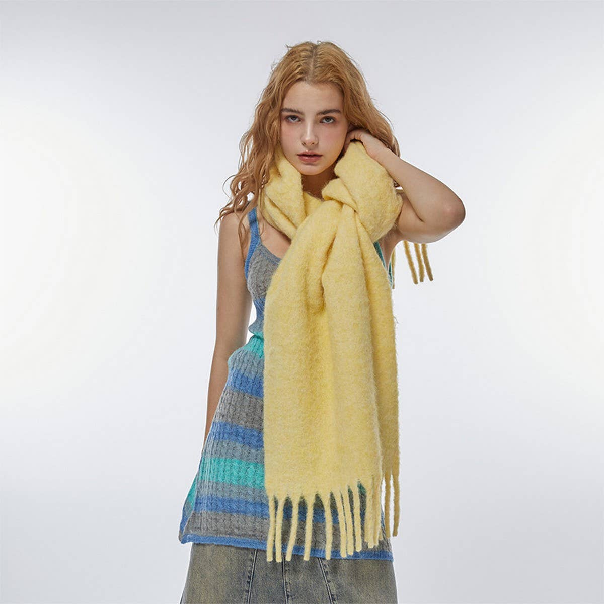 GRADIENT LOOP YARN TASSEL SCARF FOR WINTER_CWASC2354