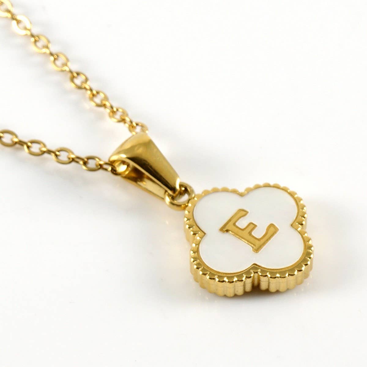 Cwaje1944_Simple Four Leaf Clover Letter Necklace