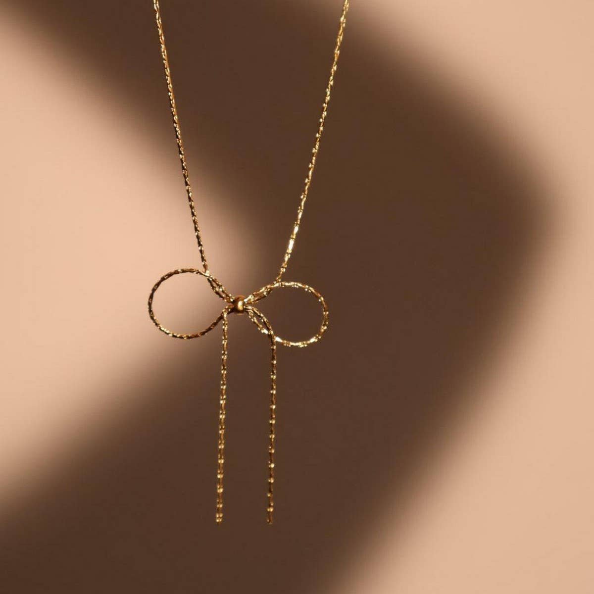 Vintage Titanium Steel Bow Necklace_Cwmm5344