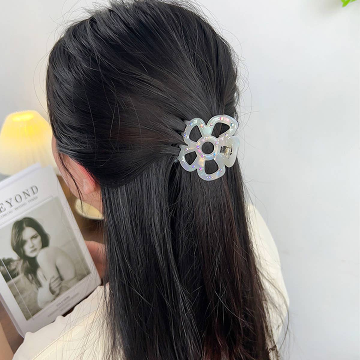 HOLLOW FLOWER HAIR CLAW RHINESTONE CHIC CLIP_CWAHA1590