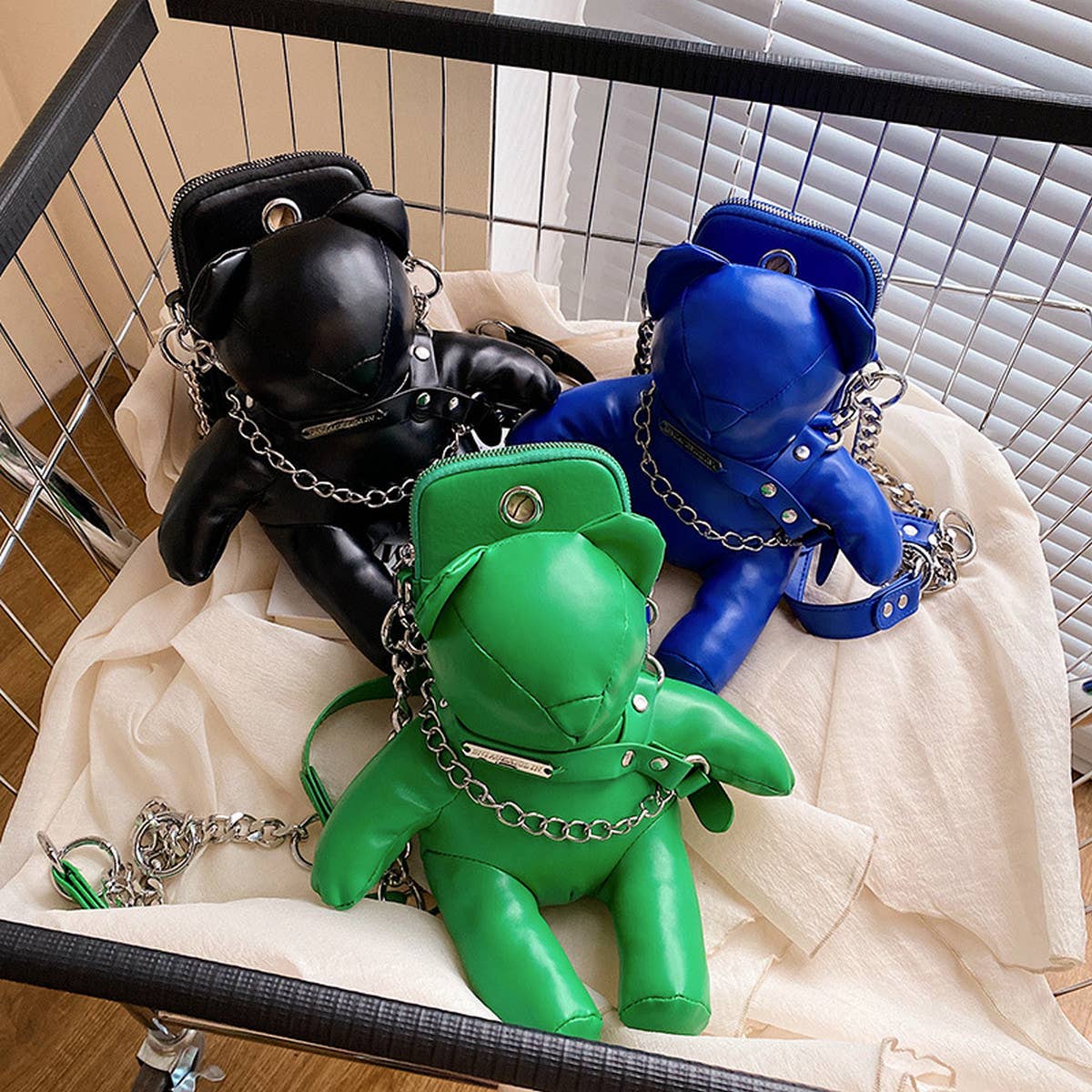 FASHION CUTE BEAR ONE SHOULDER CHAIN BAG_CWAB0988