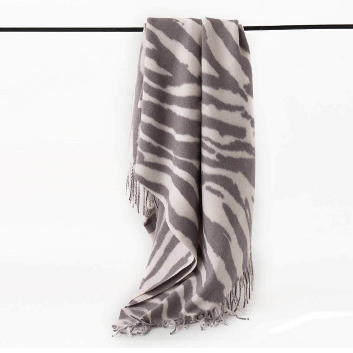 SILVER GREY SCARF REVERSIBLE WINTER SHAWL_CWASC0992