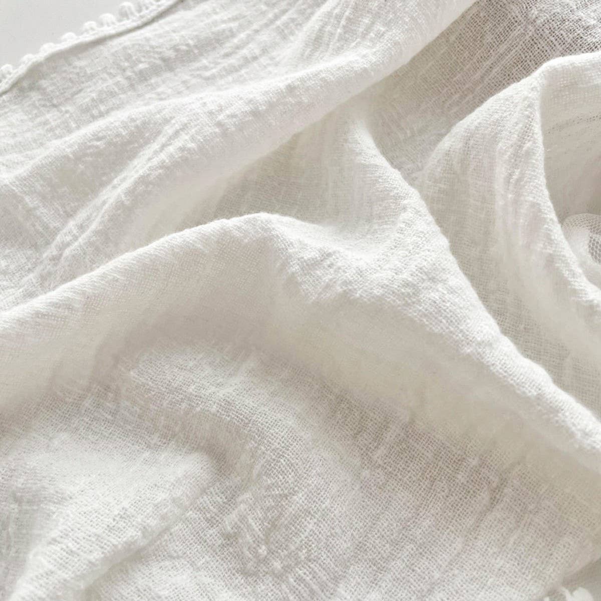 Versatile Lace Patchwork Triangle Scarf_Cwasc0742