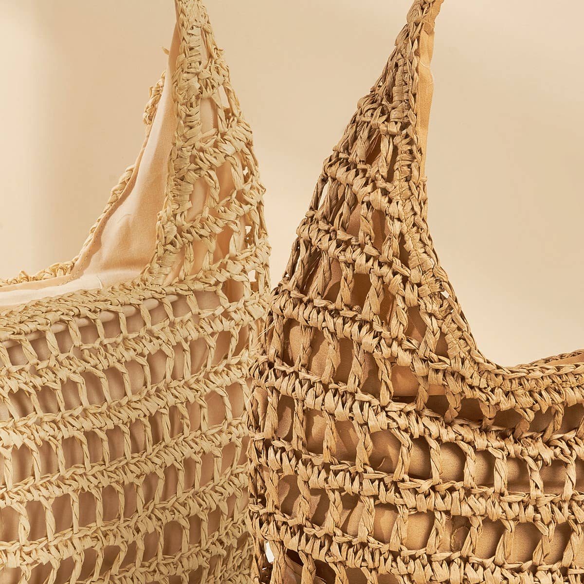 FASHIONABLE HOLLOW SOLID COLOR STRAW BAG_CWAB1981