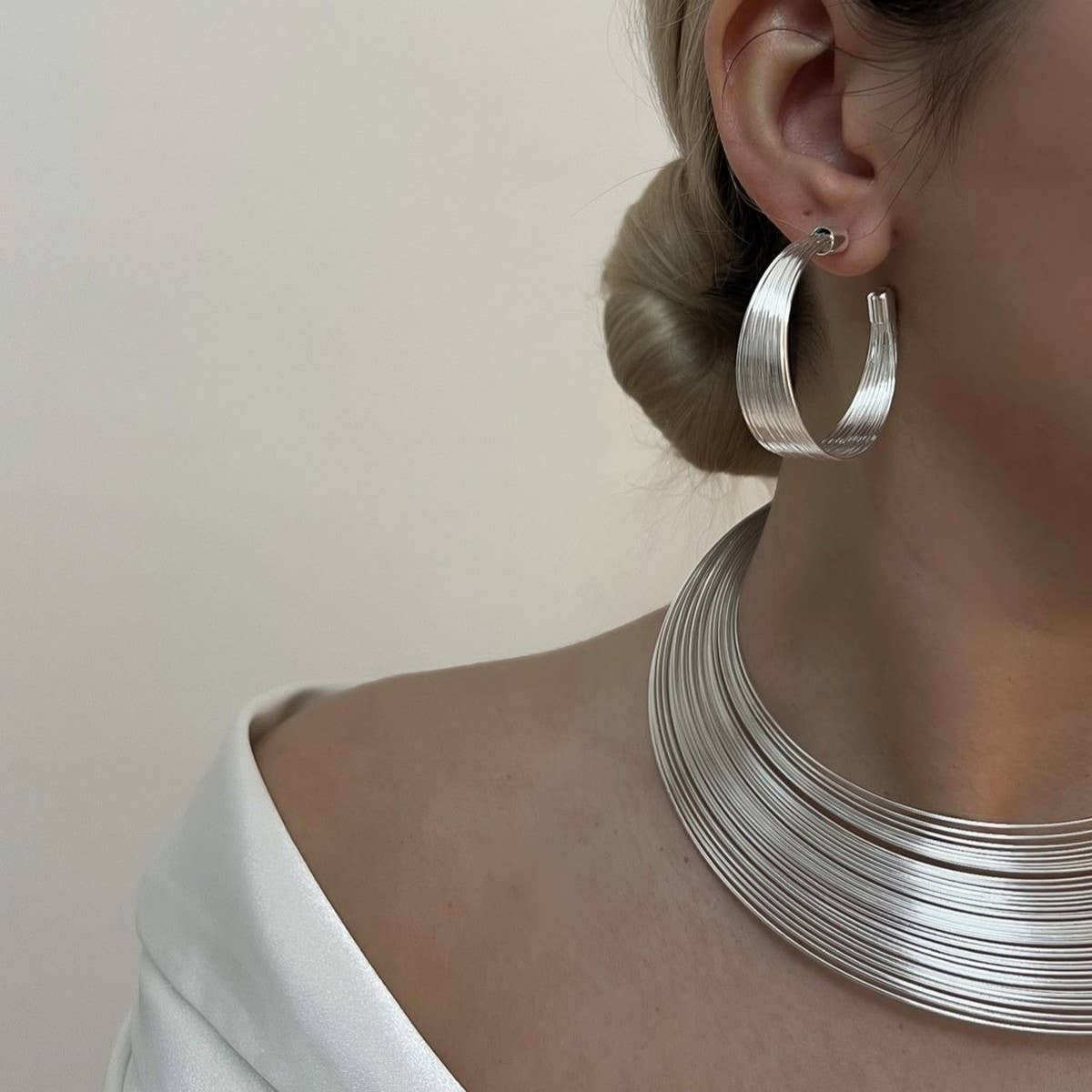 DESIGNER NICHE NECKLACE FOUR PIECE METAL NECKLACE_CWMM3248